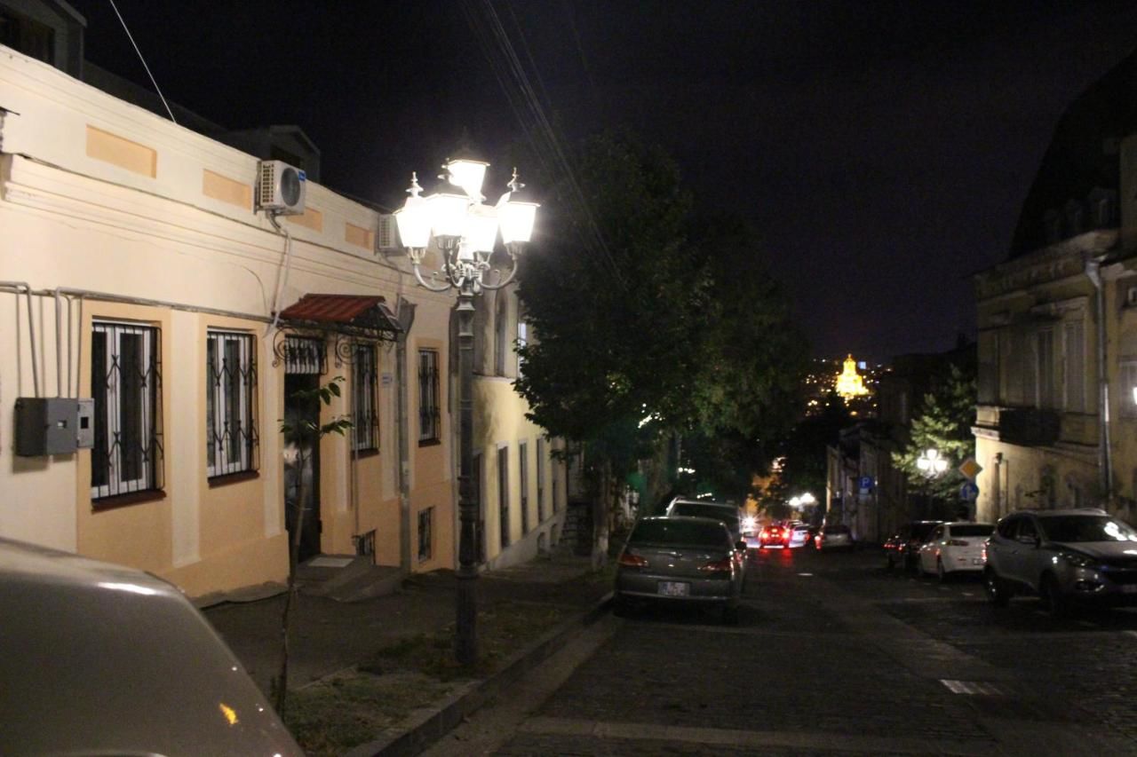 Гостевой дом Hotel Mtatsminda Тбилиси-16